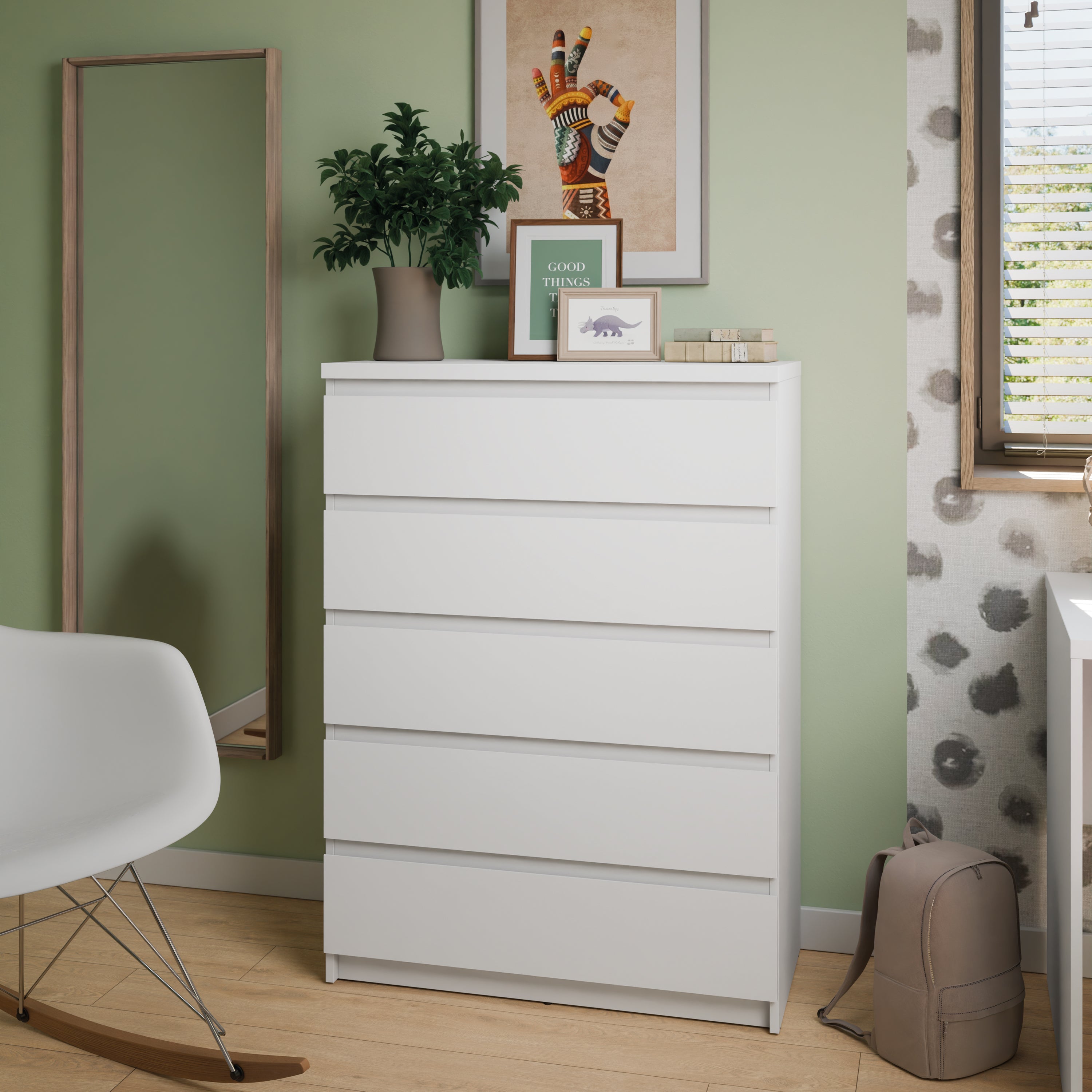 Fribo Chest Of 5 Drawers in Alpine White