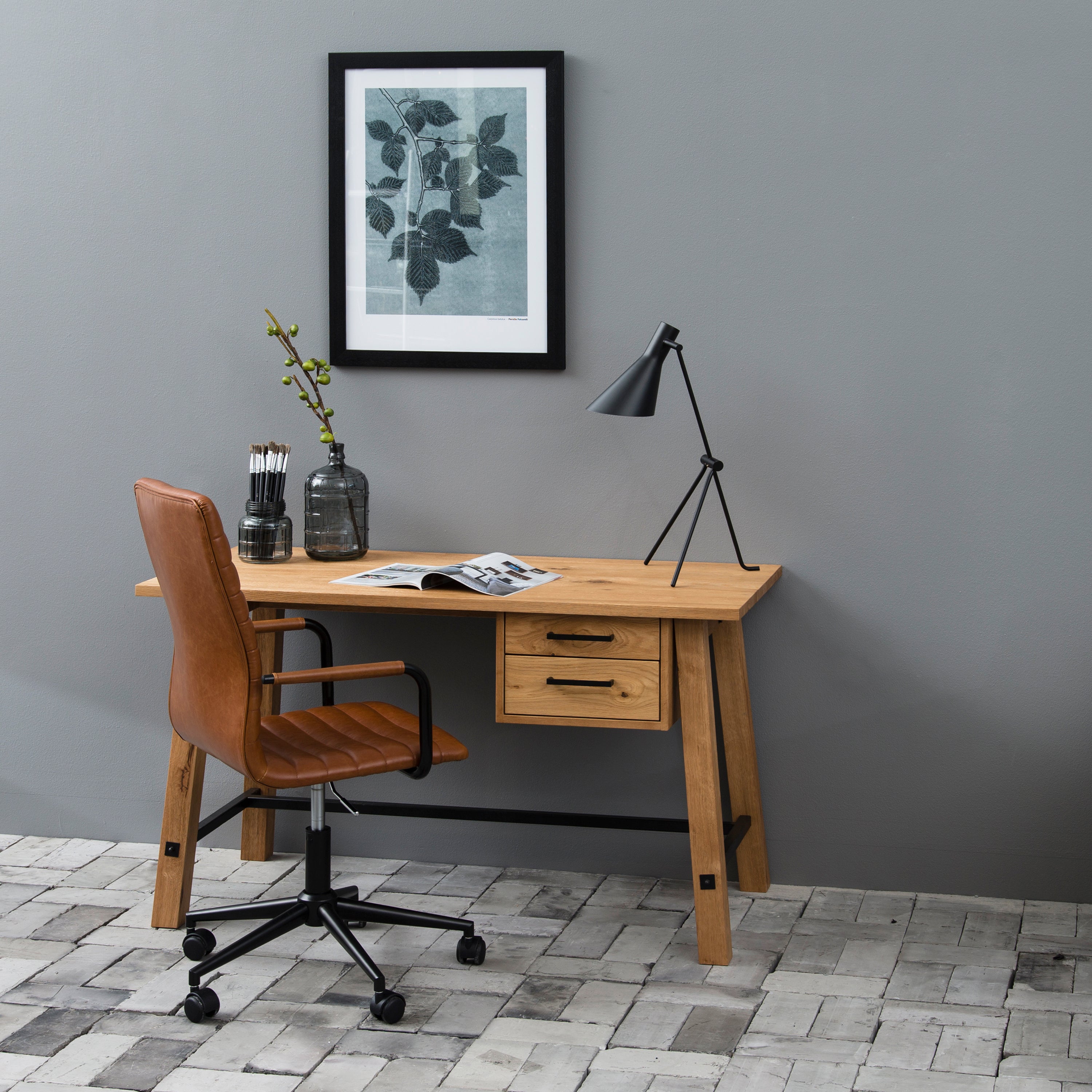 Winslow Swivel Desk Chair With Adjustable Height Function in Vintage Brandy