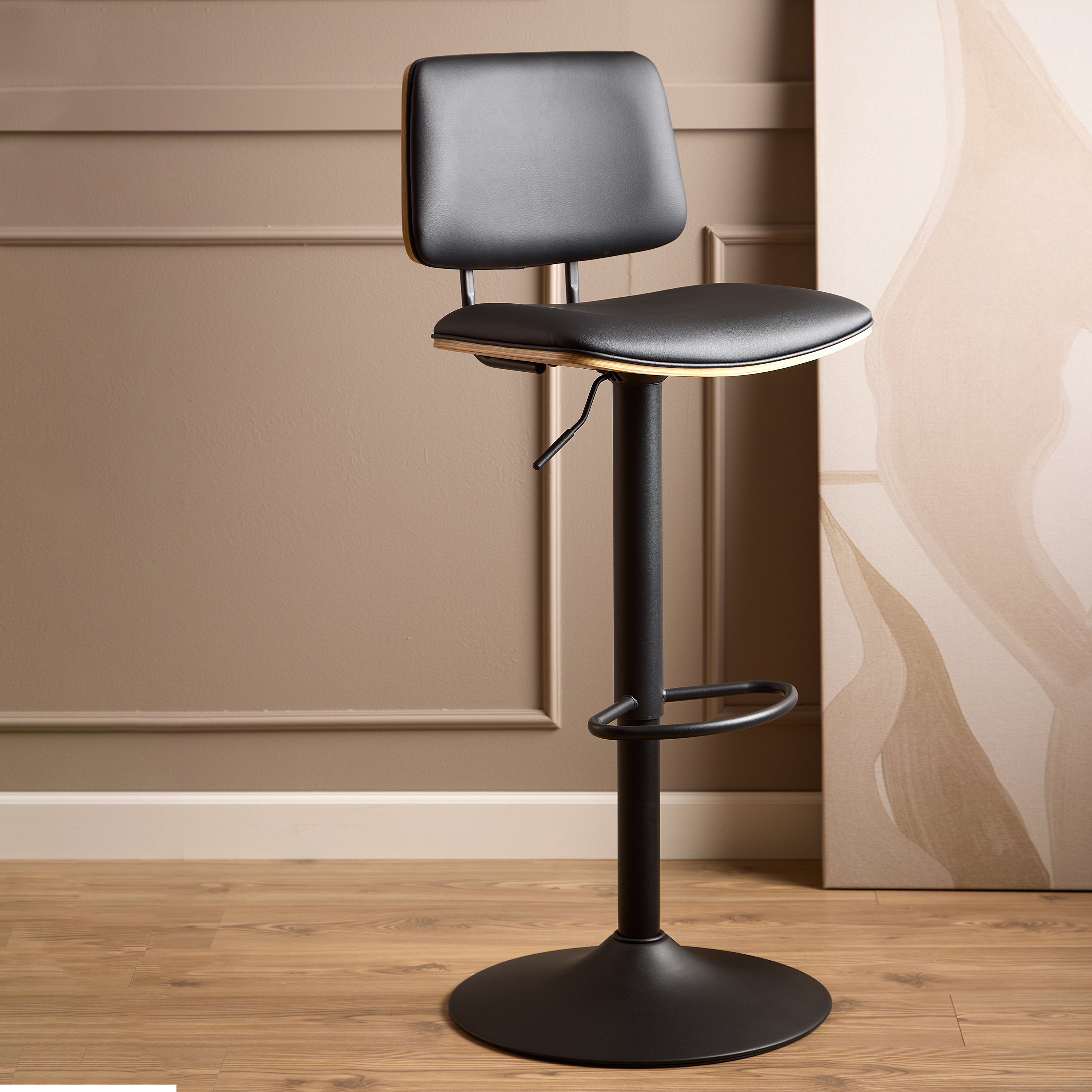 Owen Swivel Bar Stool With Height Adjustable Function in Matt Black