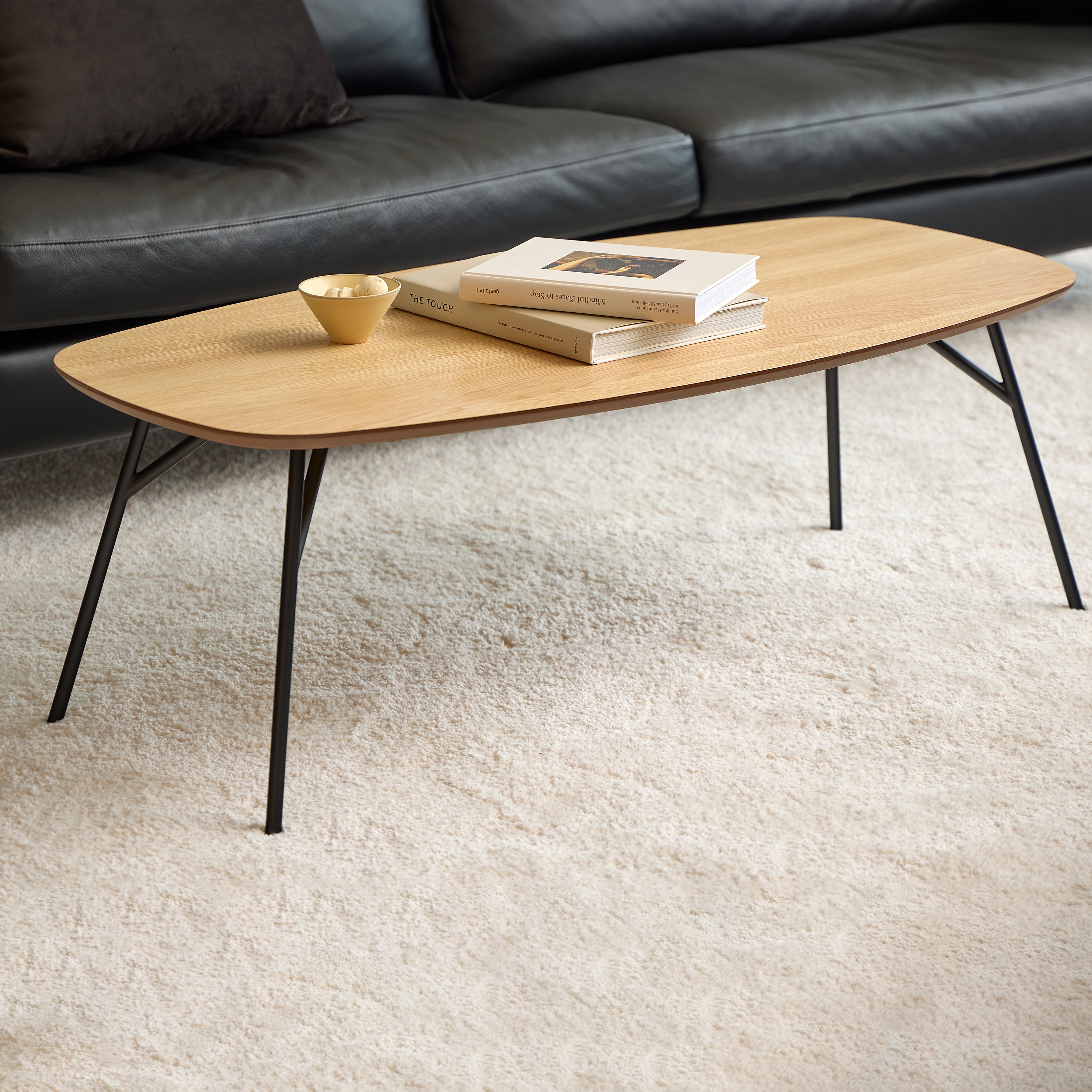 Caracas Rectangular Coffee Table in Oak and Matt Black