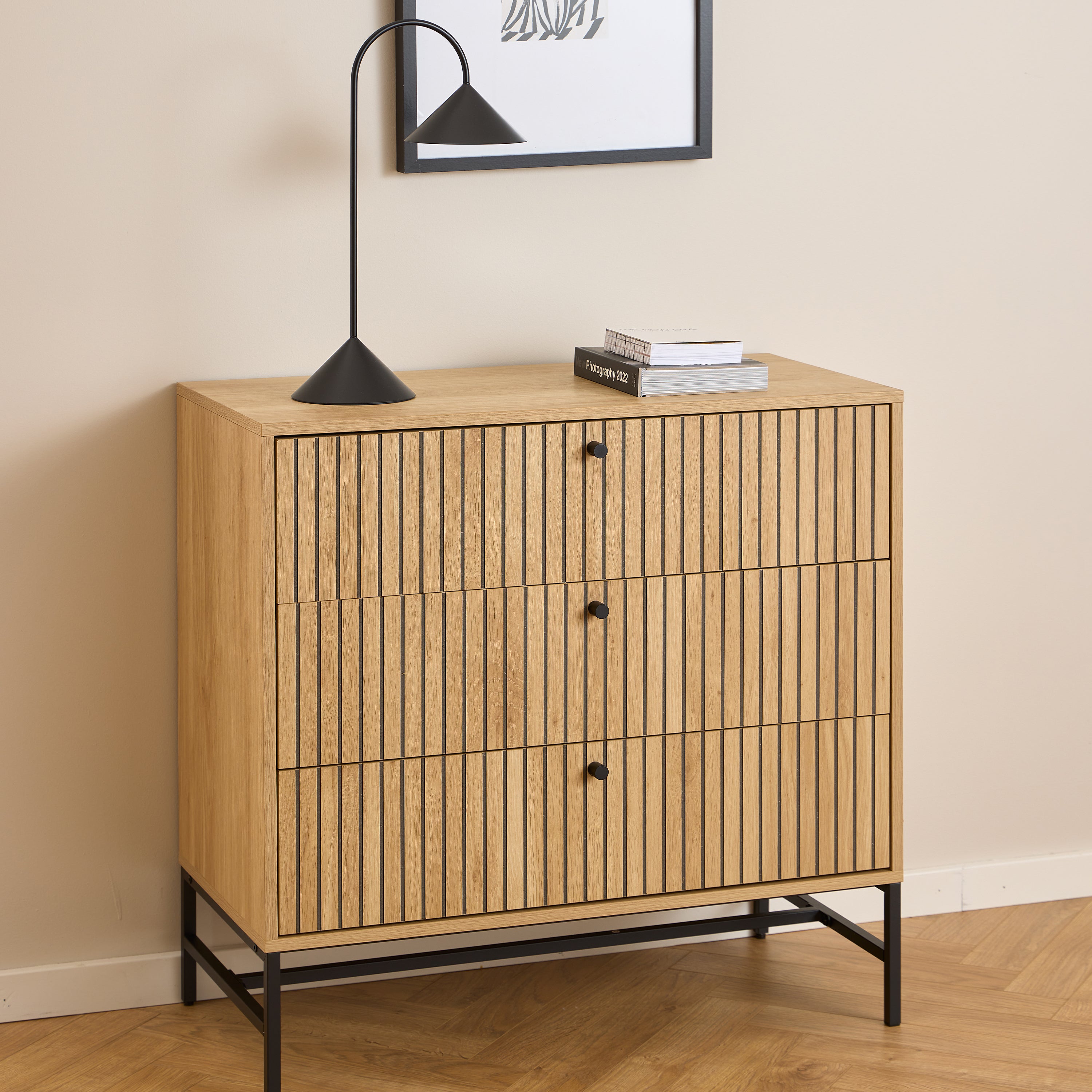 Albany Chest of 3 Drawers in Oak/Black Legs