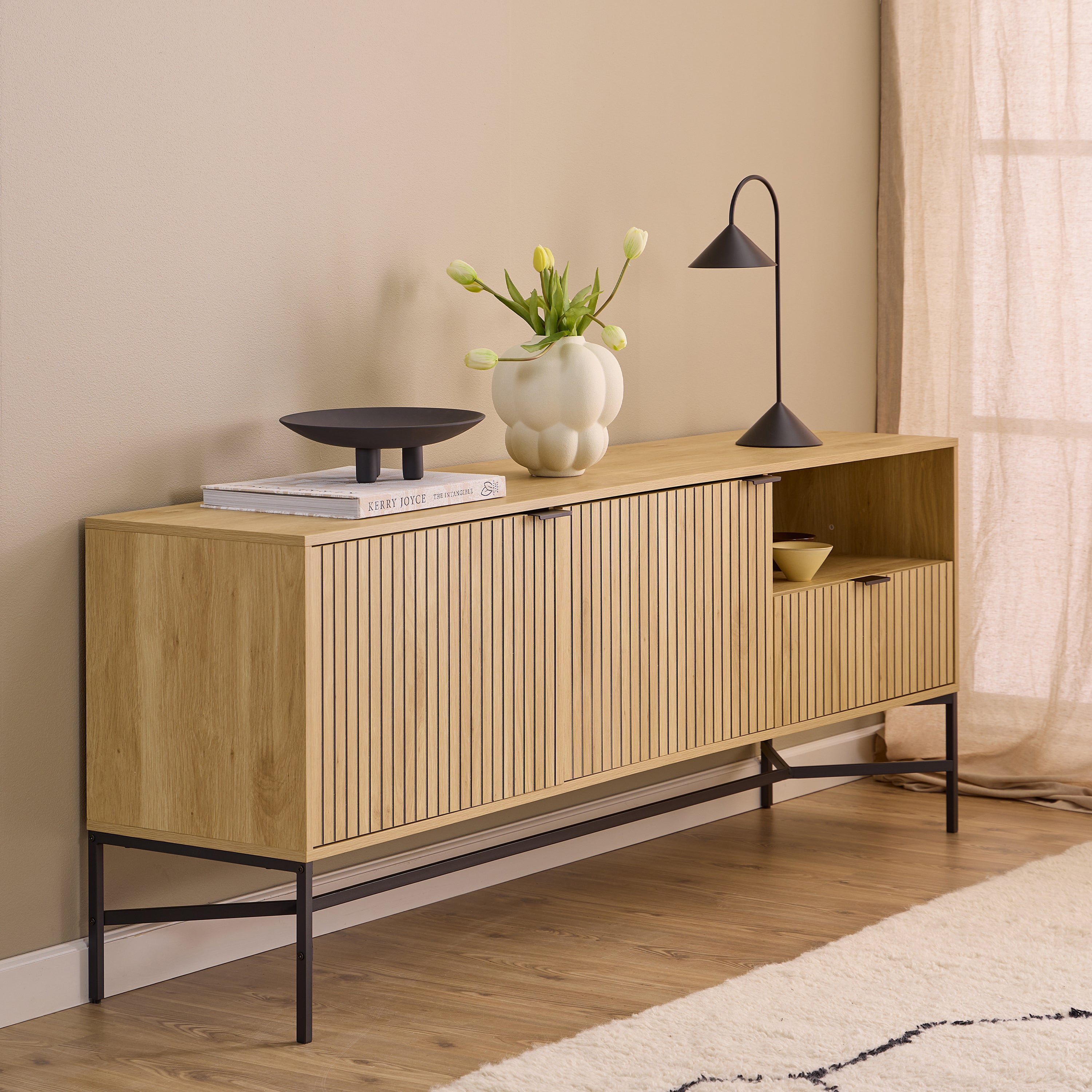 Jaipur Sideboard With 2 Doors and 2 Shelves in Oak