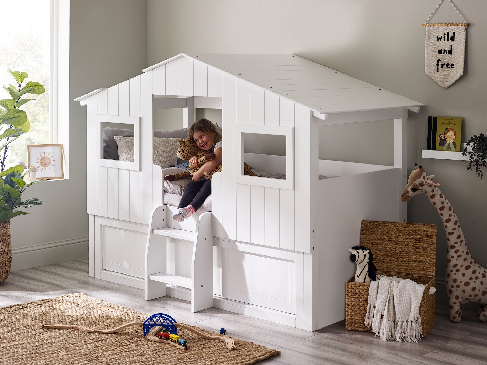 Acorn Treehouse Midsleeper & Storage Unit - White