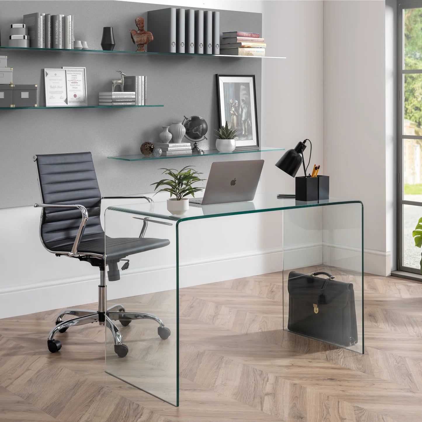 Amalfi Desk