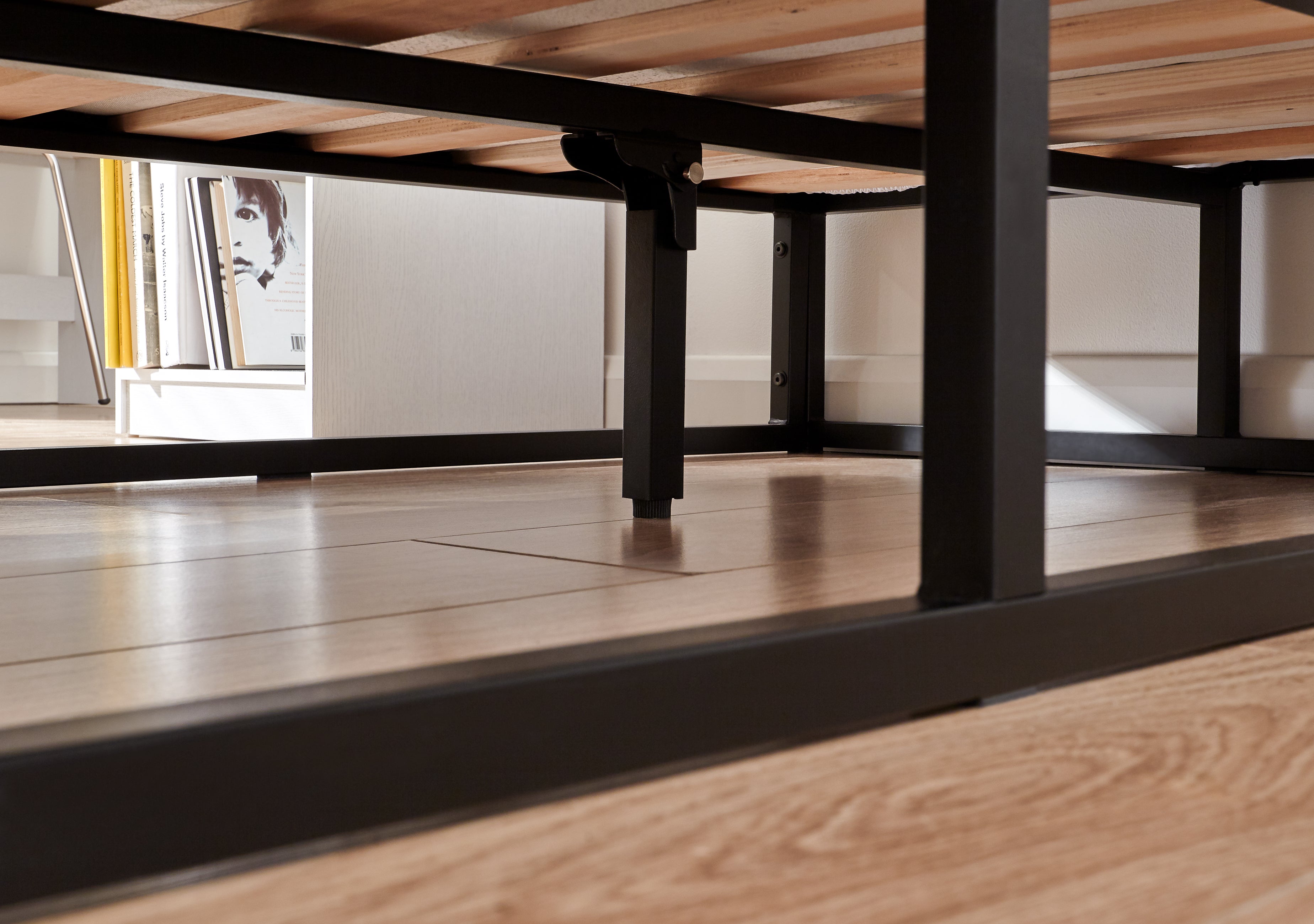 Platform Metal Bed Black