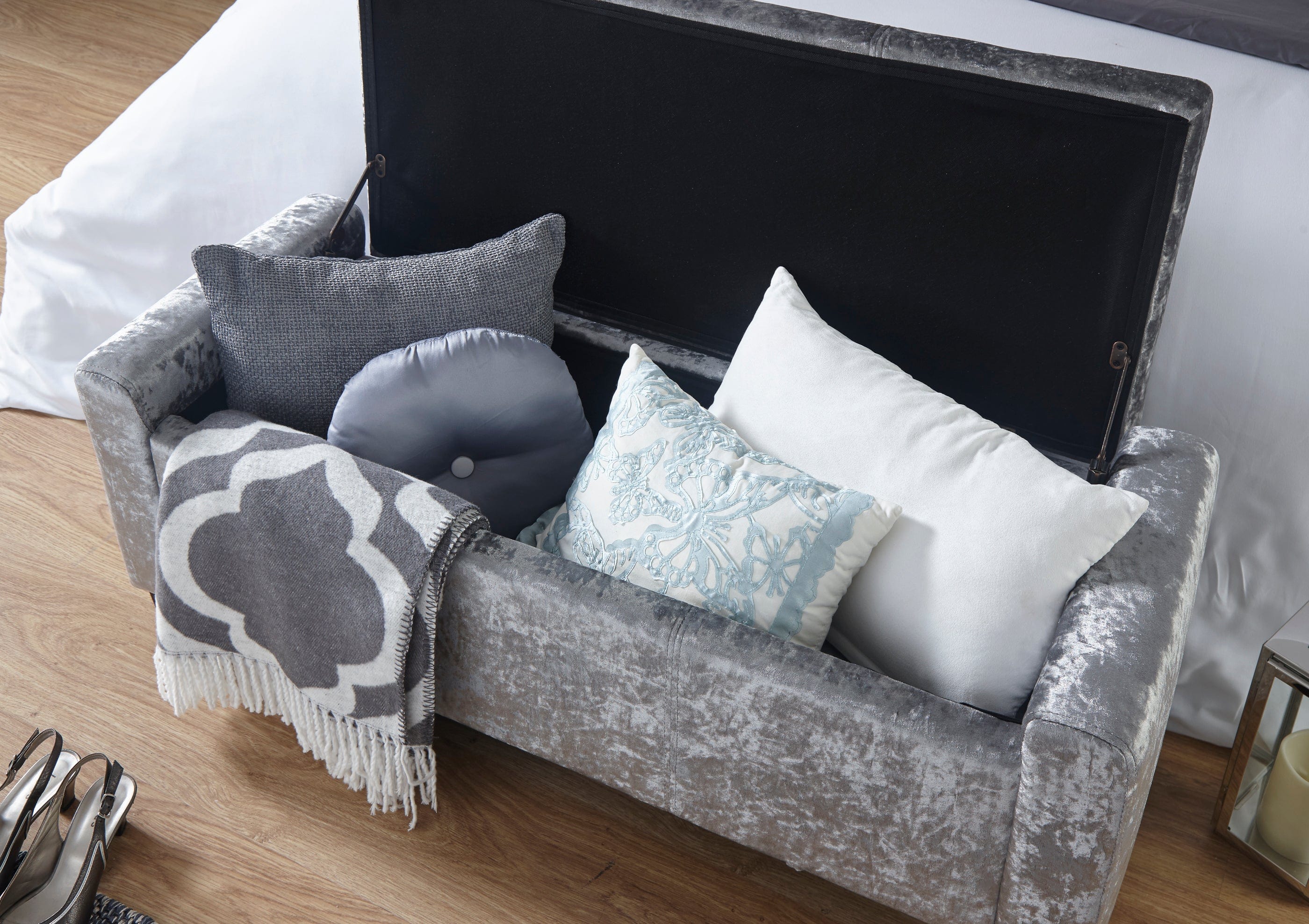 GFW Storage Ottoman Verona Ottoman Bench Grey Crushed Velvet Bed Kings