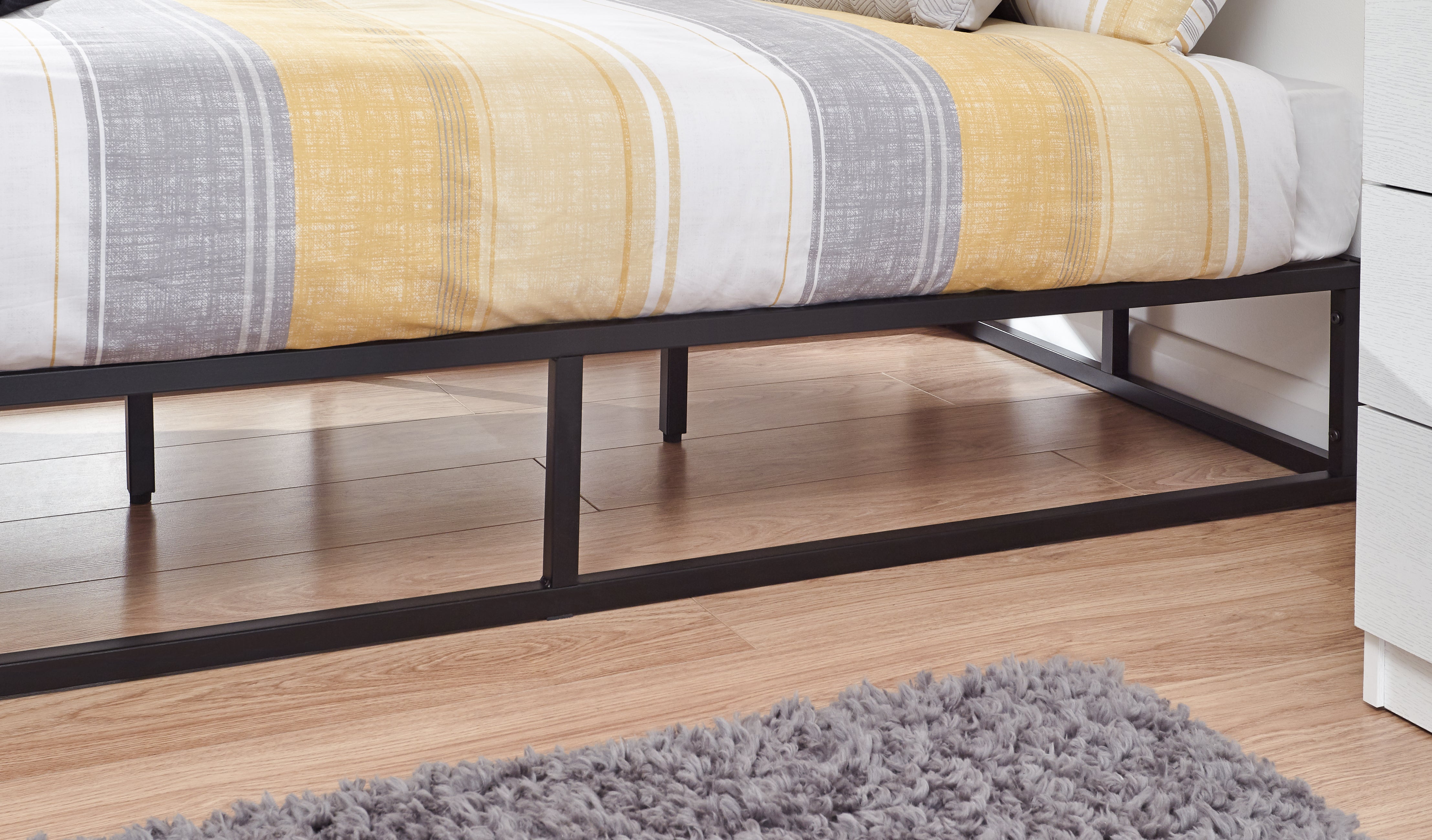 Platform Metal Bed Black