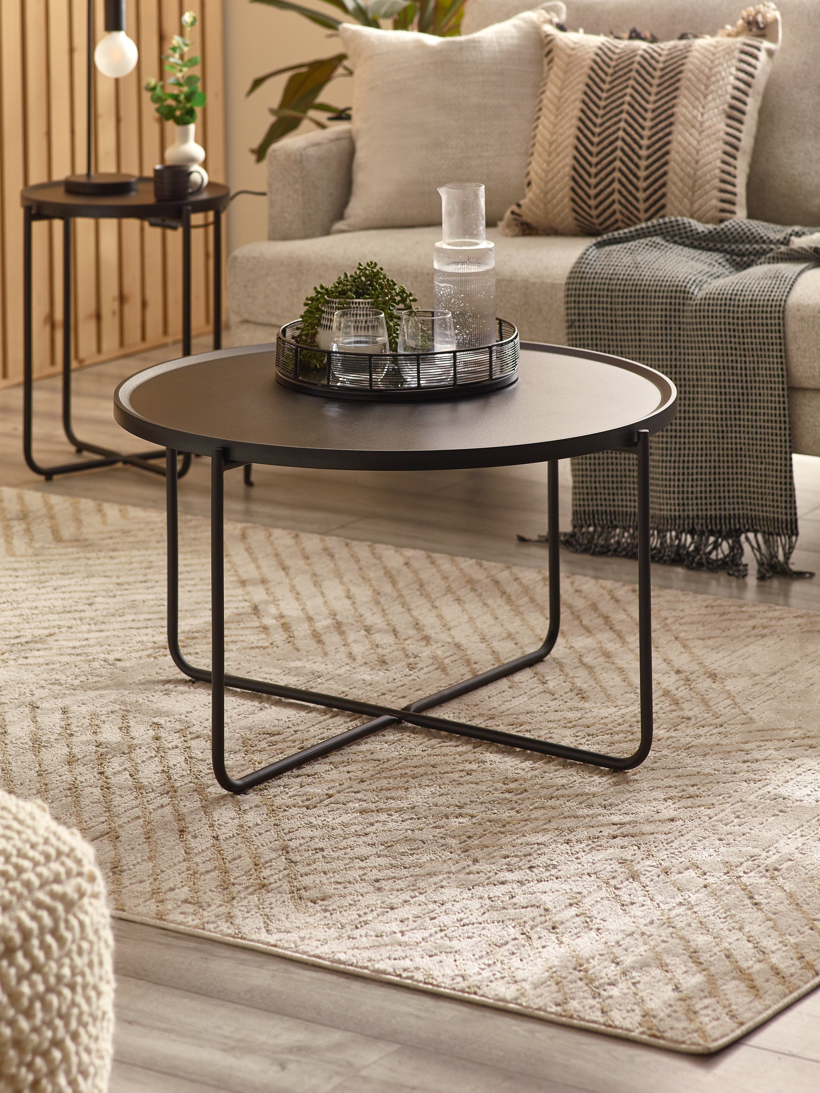 Sagrada Round Black Coffee and Lamp Table Set