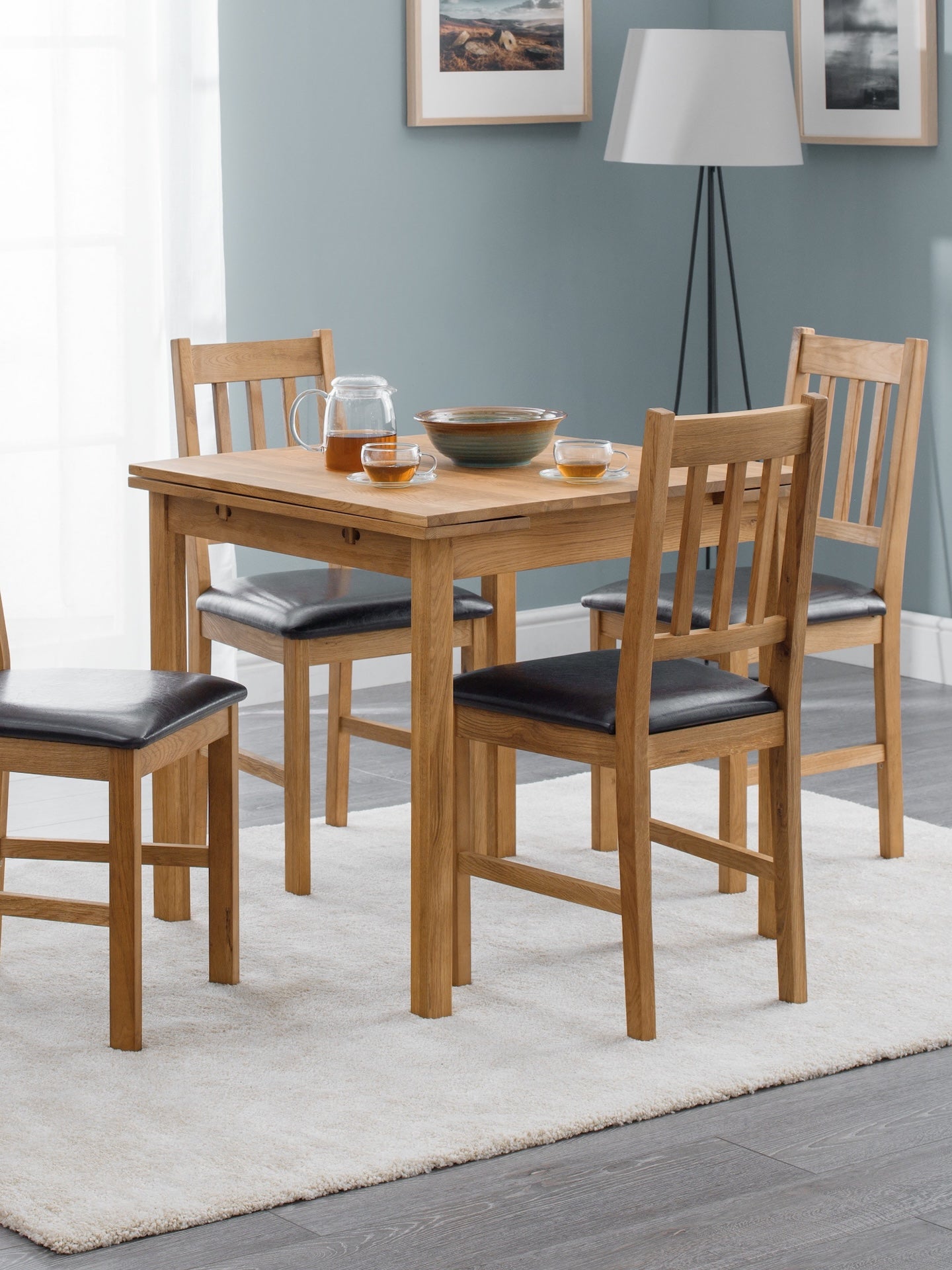 Coxmoor Oak Extending Dining Table