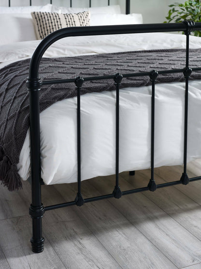 Logan Metal Bed