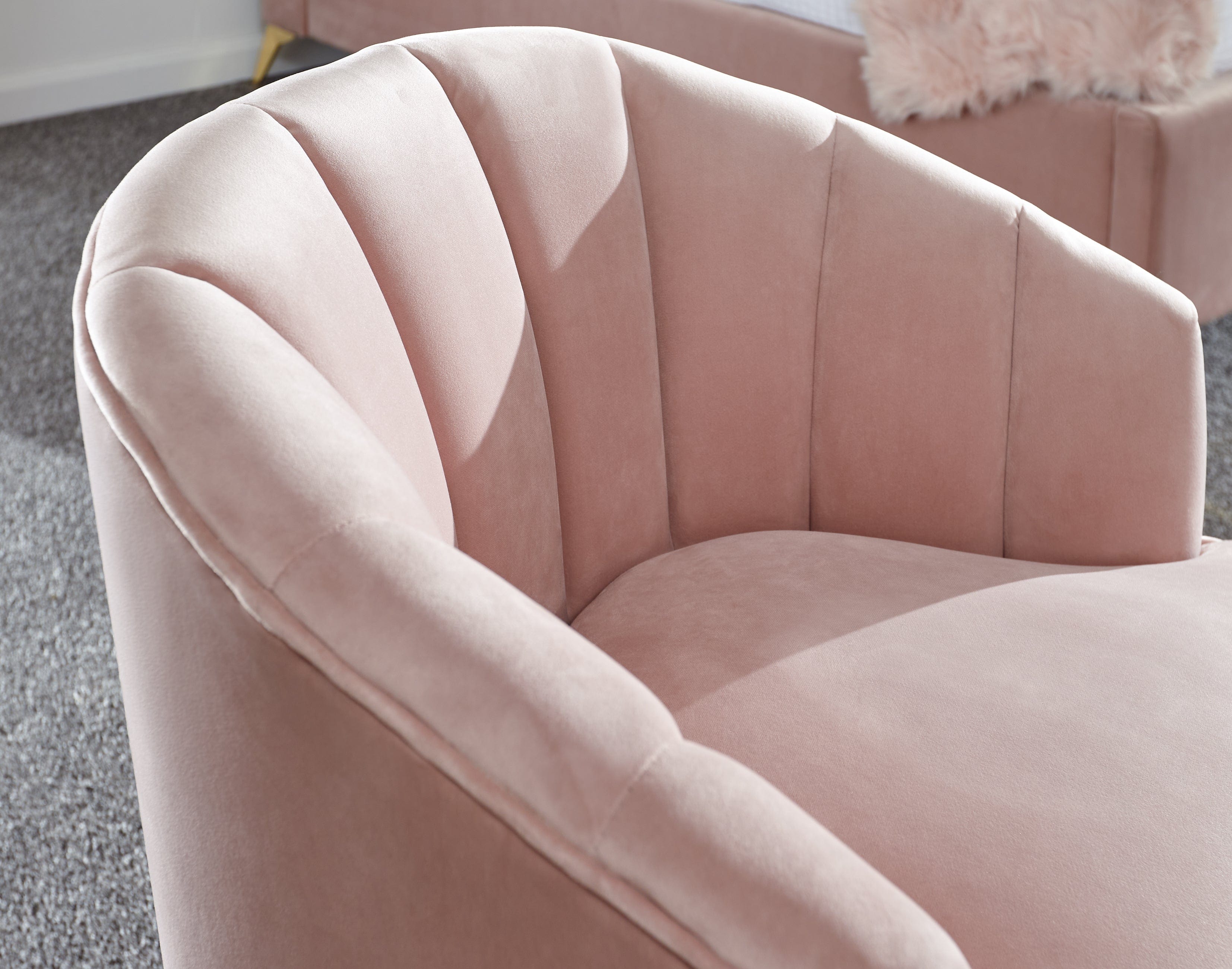 GFW Armchair Pettine Chair Blush Pink Bed Kings