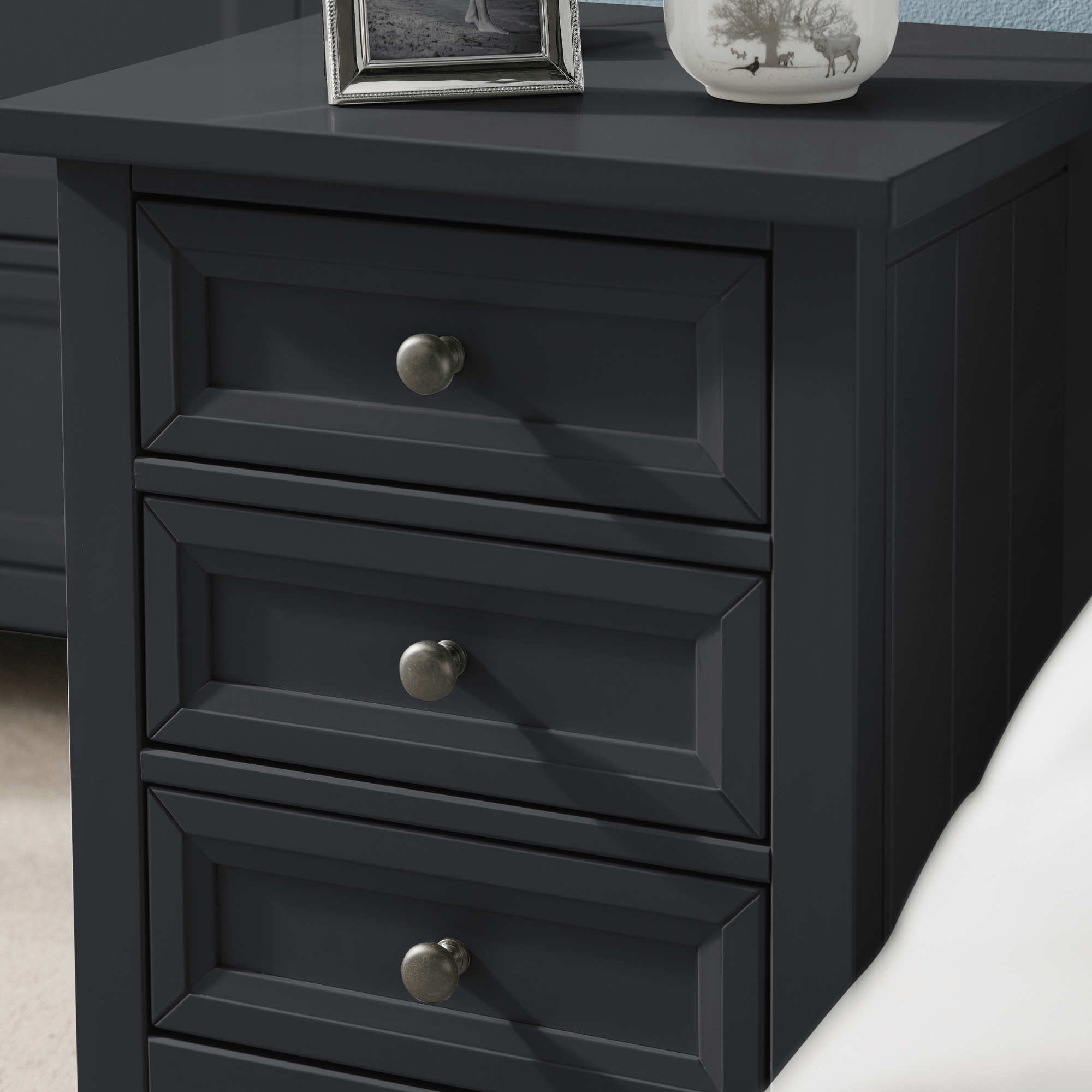 Julian Bowen Bedside Cabinet Maine 3 Drawer Bedside - Anthracite Bed Kings