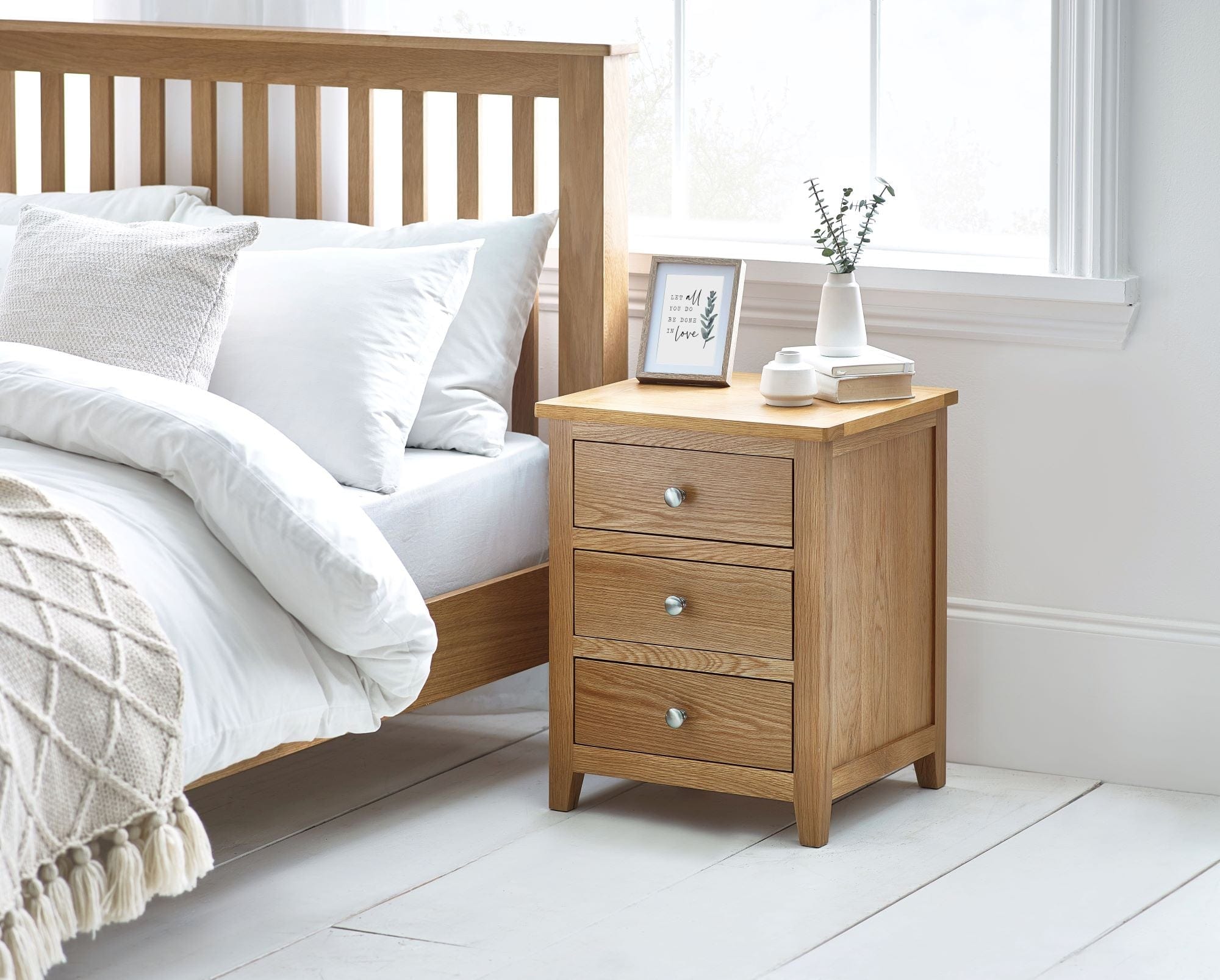 Julian Bowen Bedside Cabinet Mallory 3 Drawer Bedside Bed Kings