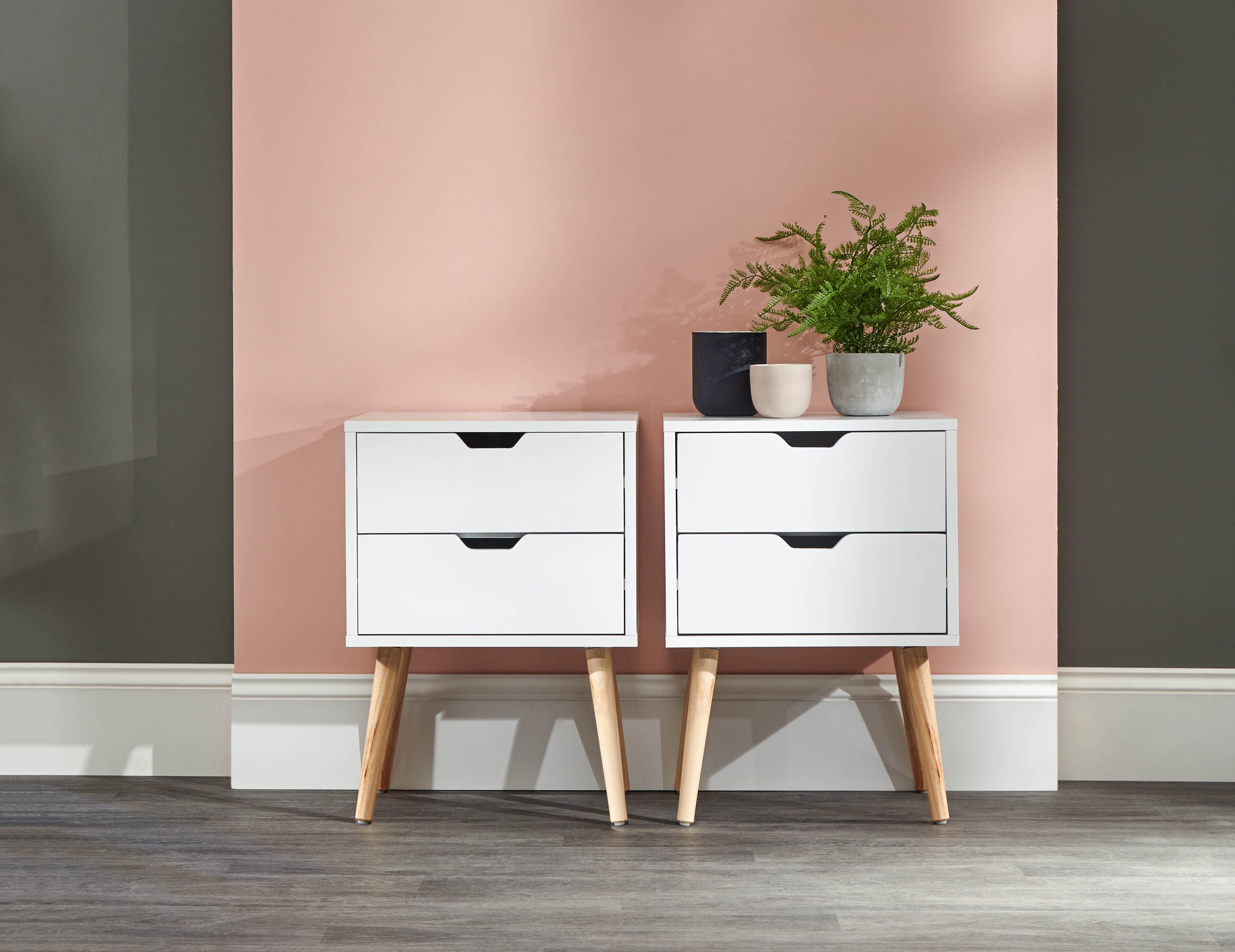 GFW Bedside Table Nyborg Set of 2 Bedside Cabinets with 2 drawers White Bed Kings