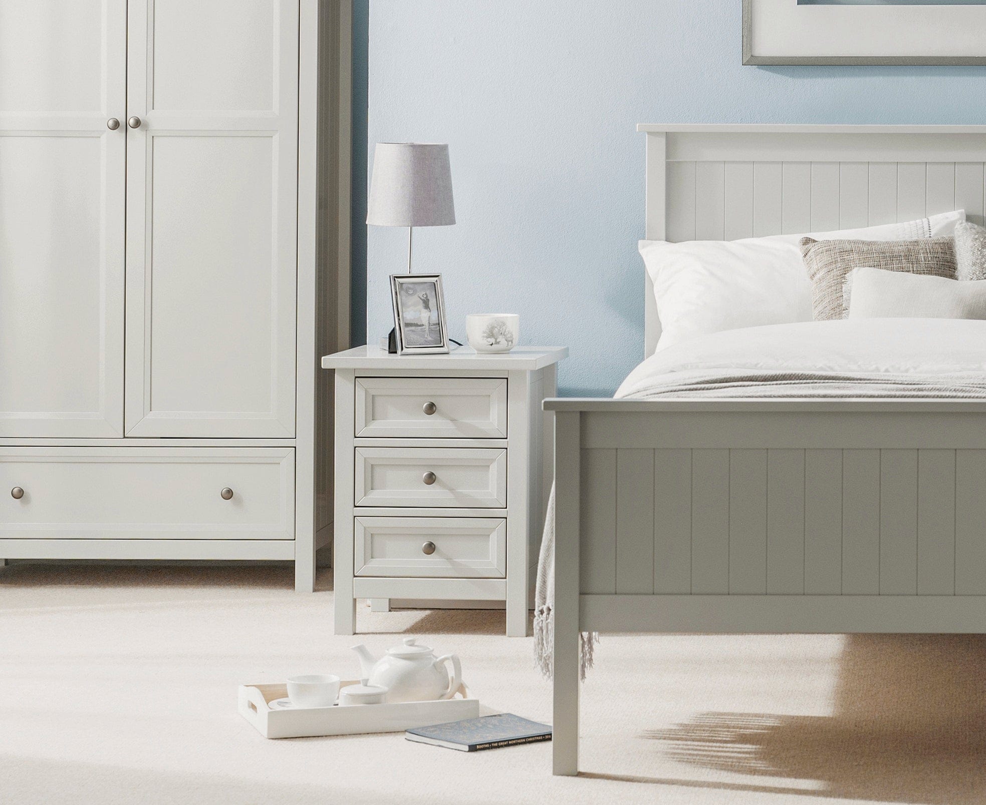 Julian Bowen Bedside Table Maine 3 Drawer Bedside- Dove Grey Bed Kings