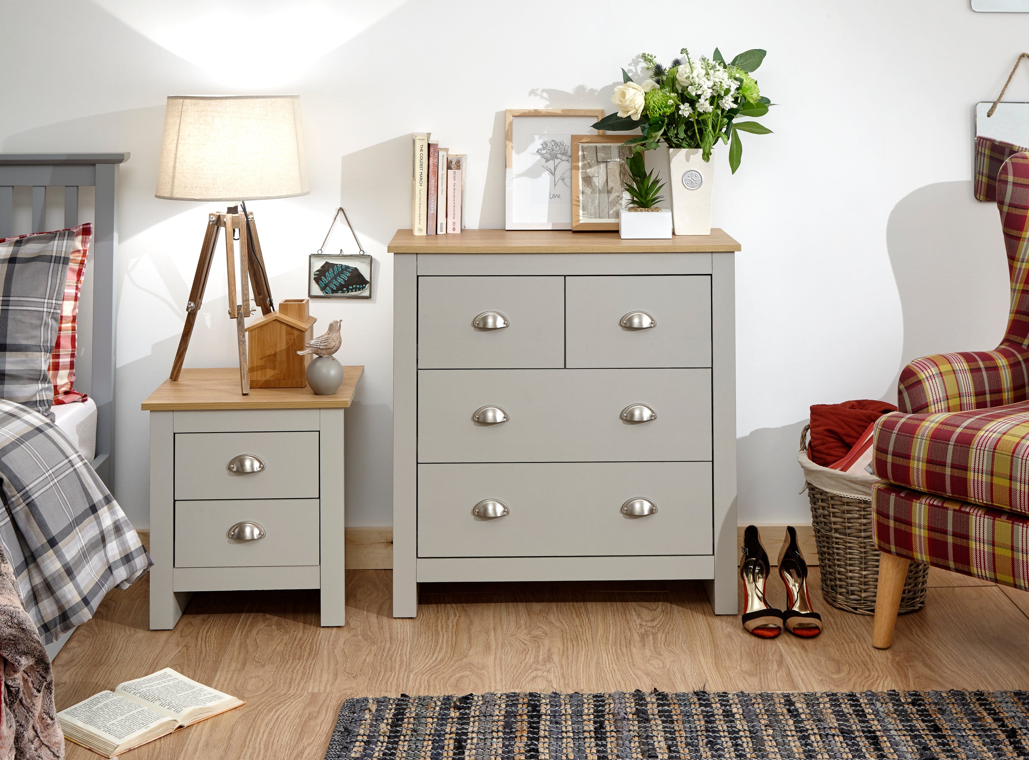 GFW Chest Of Drawers Lancaster 2+2 Drawer Chest Grey Bed Kings