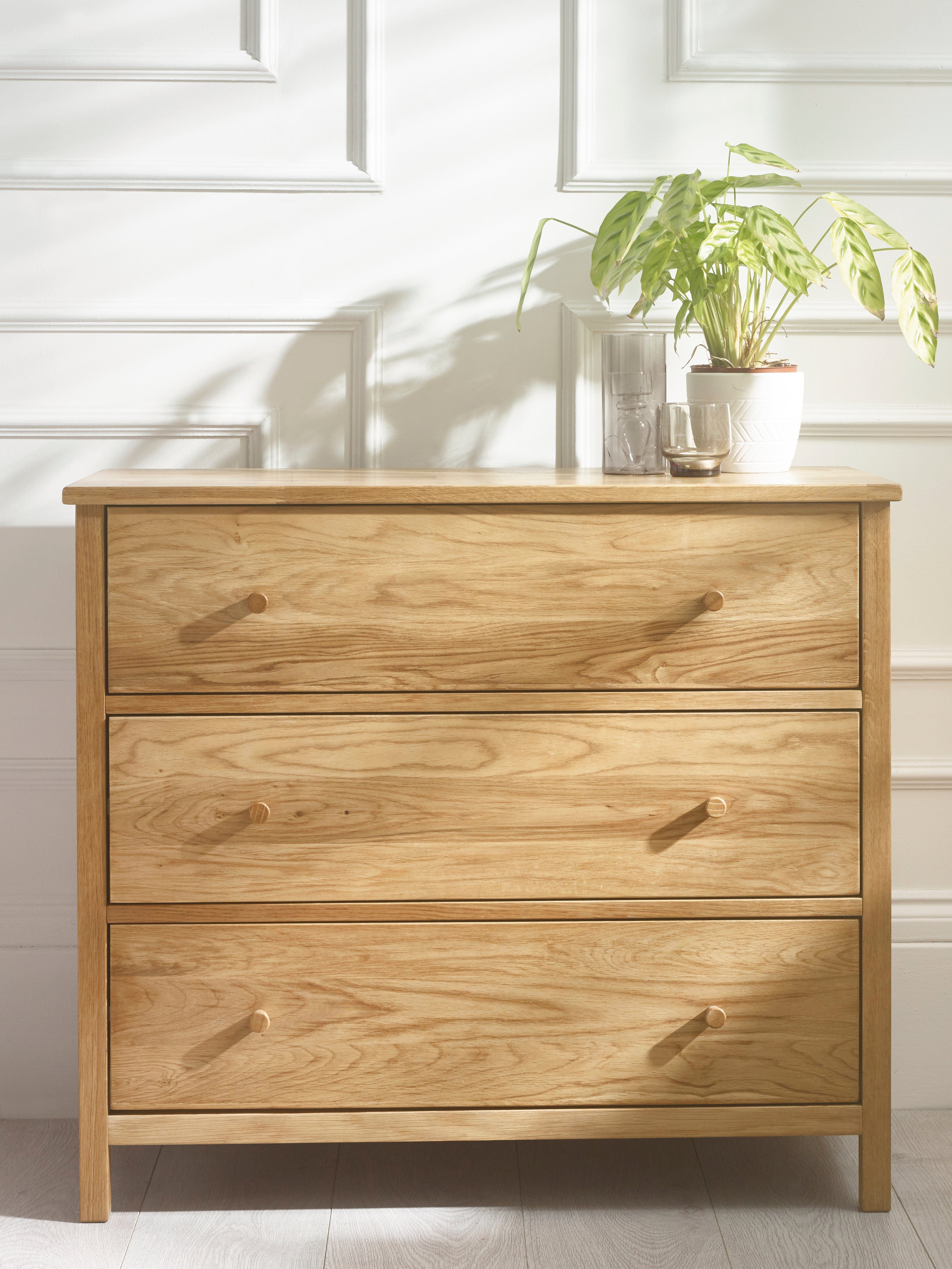 Julian Bowen Chest Of Drawers Coxmoor 3 Drawer Chest - Oak Bed Kings