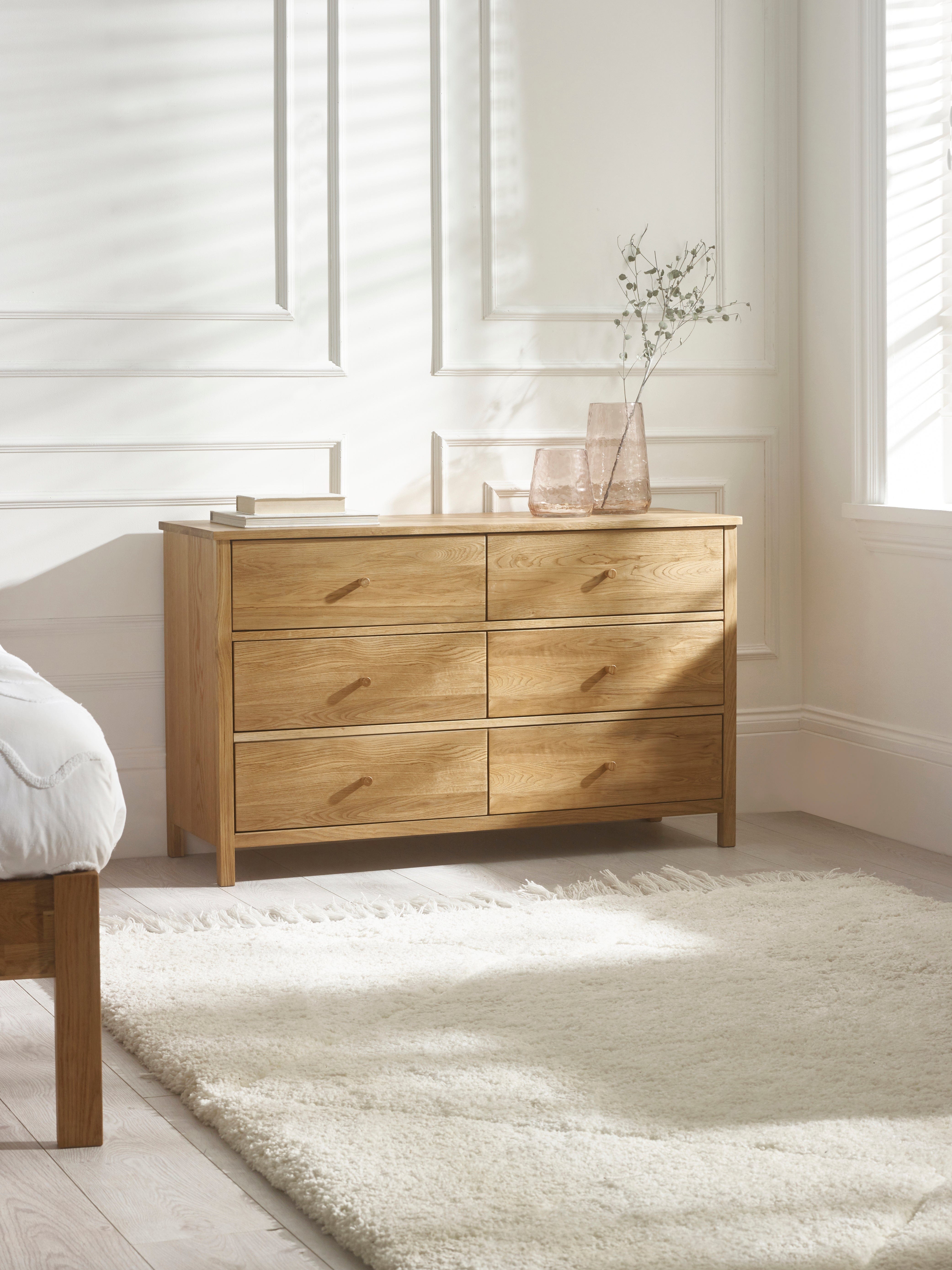 Julian Bowen Chest Of Drawers Coxmoor 6 Drawer Chest - Oak Bed Kings