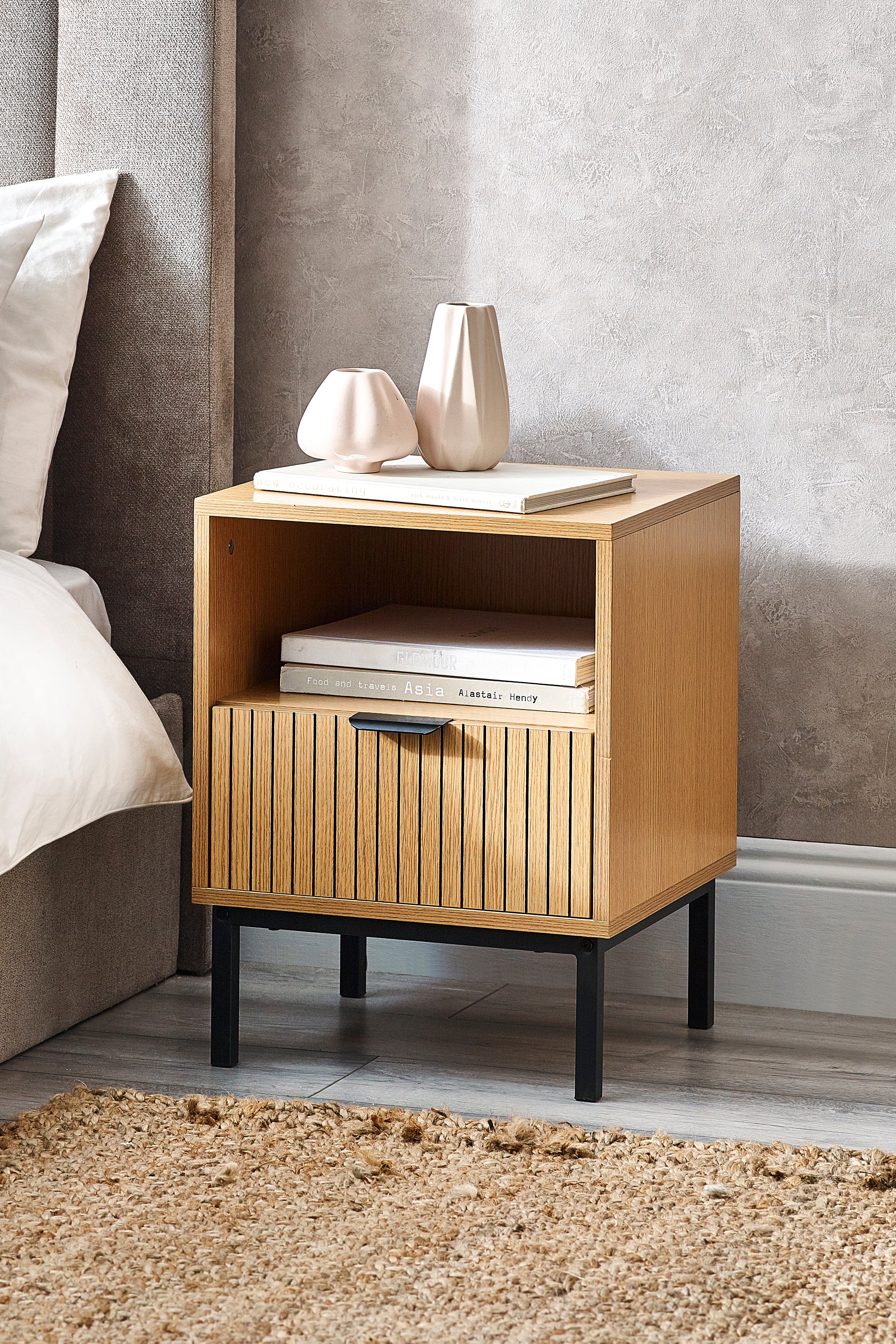 Sia Side Table