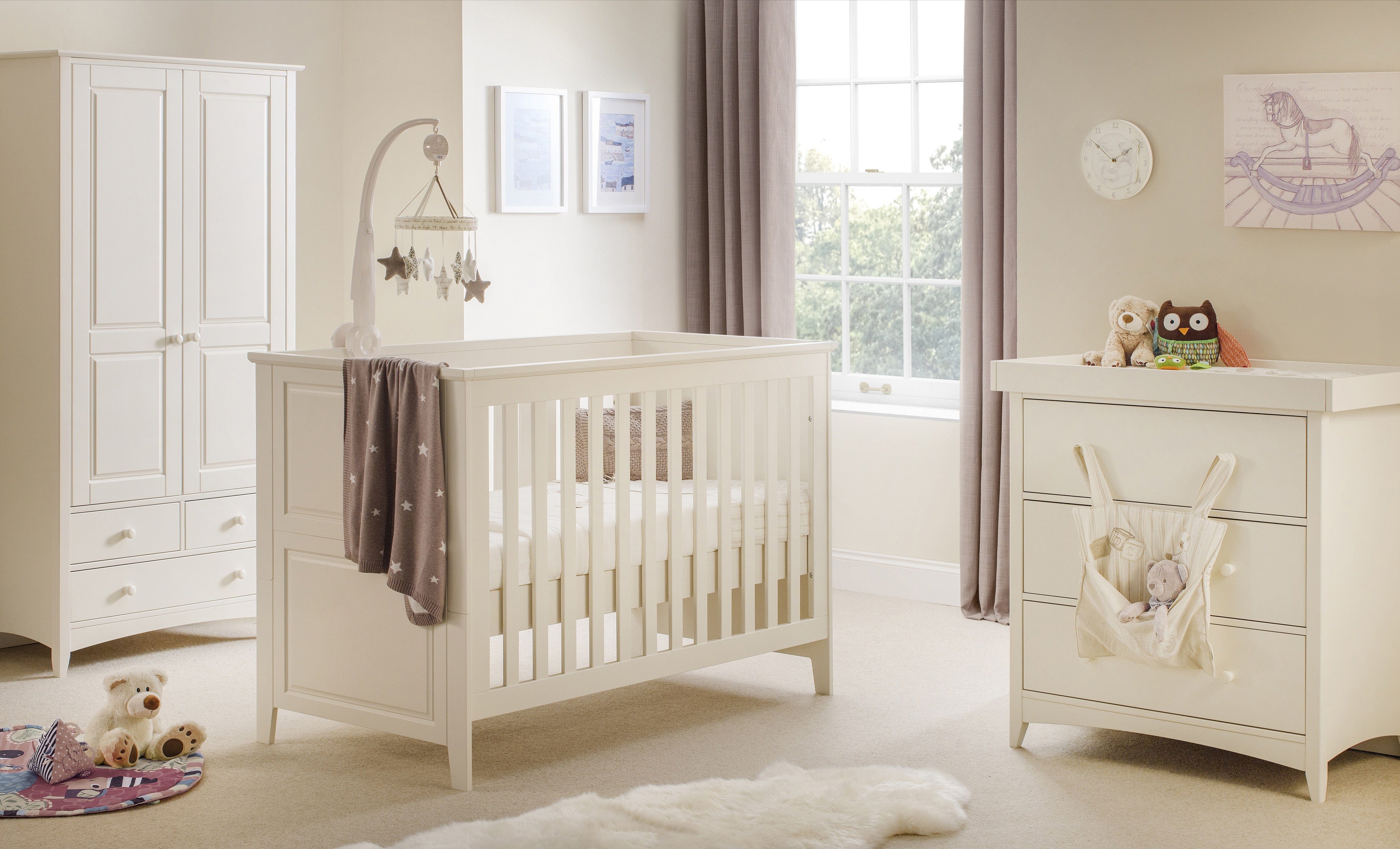 Julian Bowen Nursery Furniture Cameo Cotbed Bed Kings