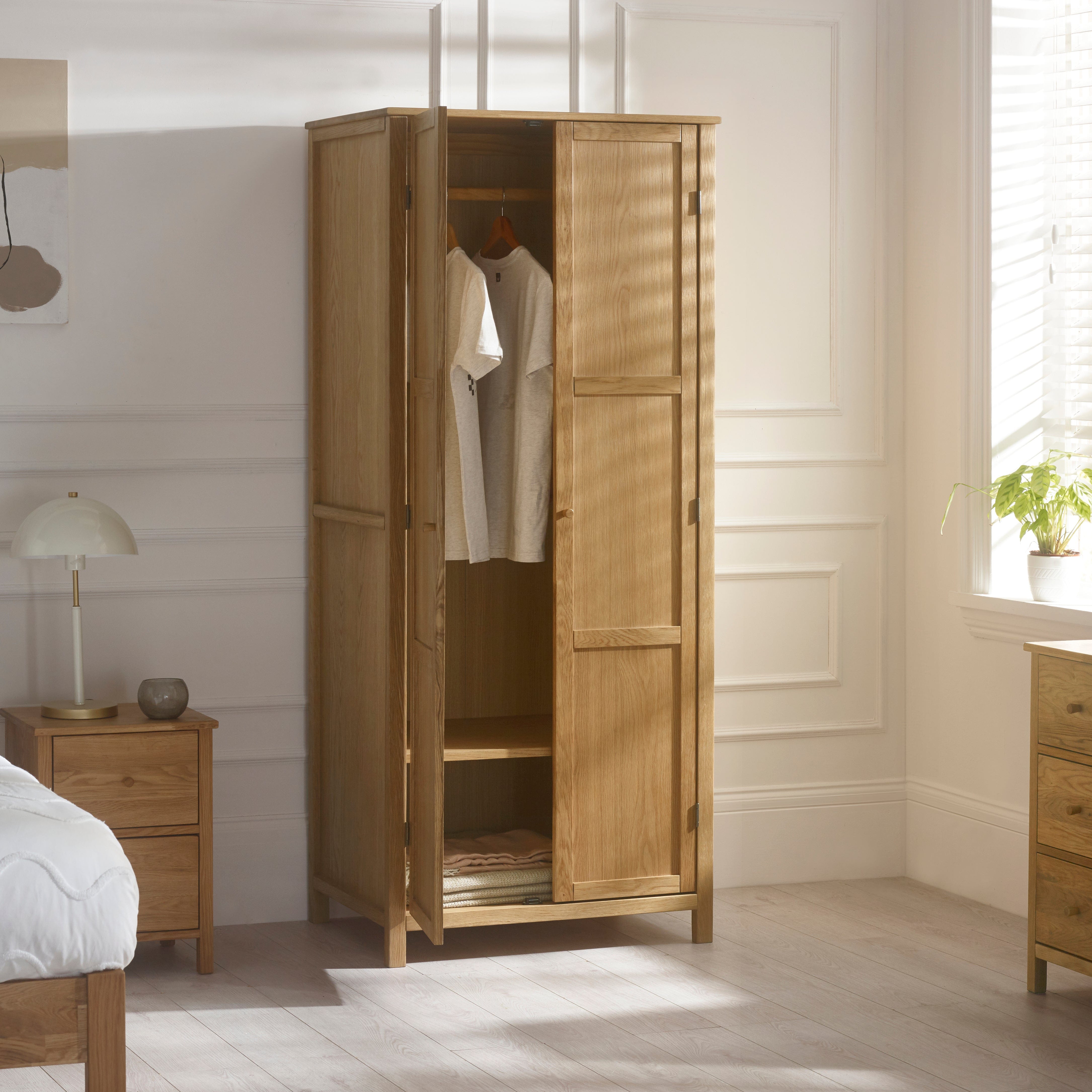 Coxmoor Wardrobe - Oak