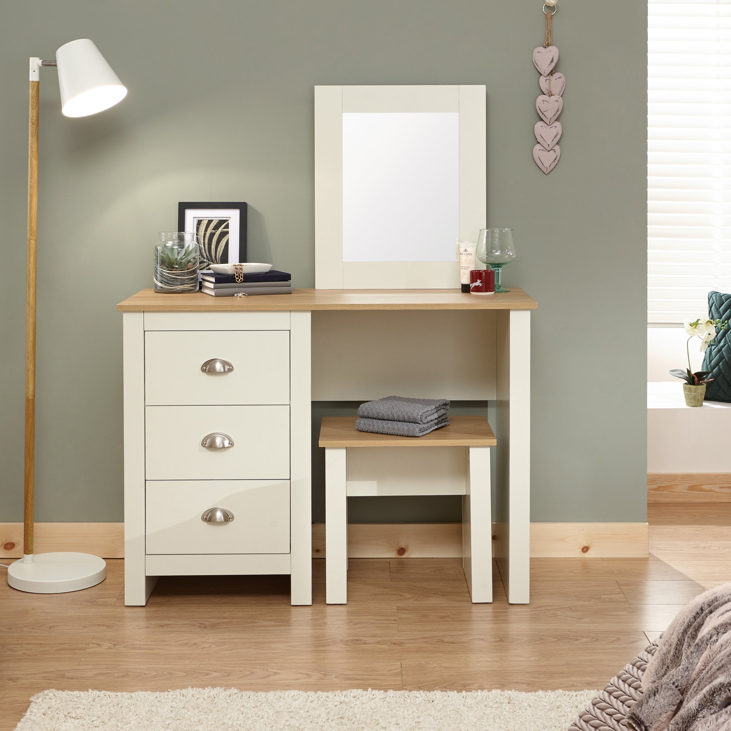 Lancaster Dressing Table Set Cream