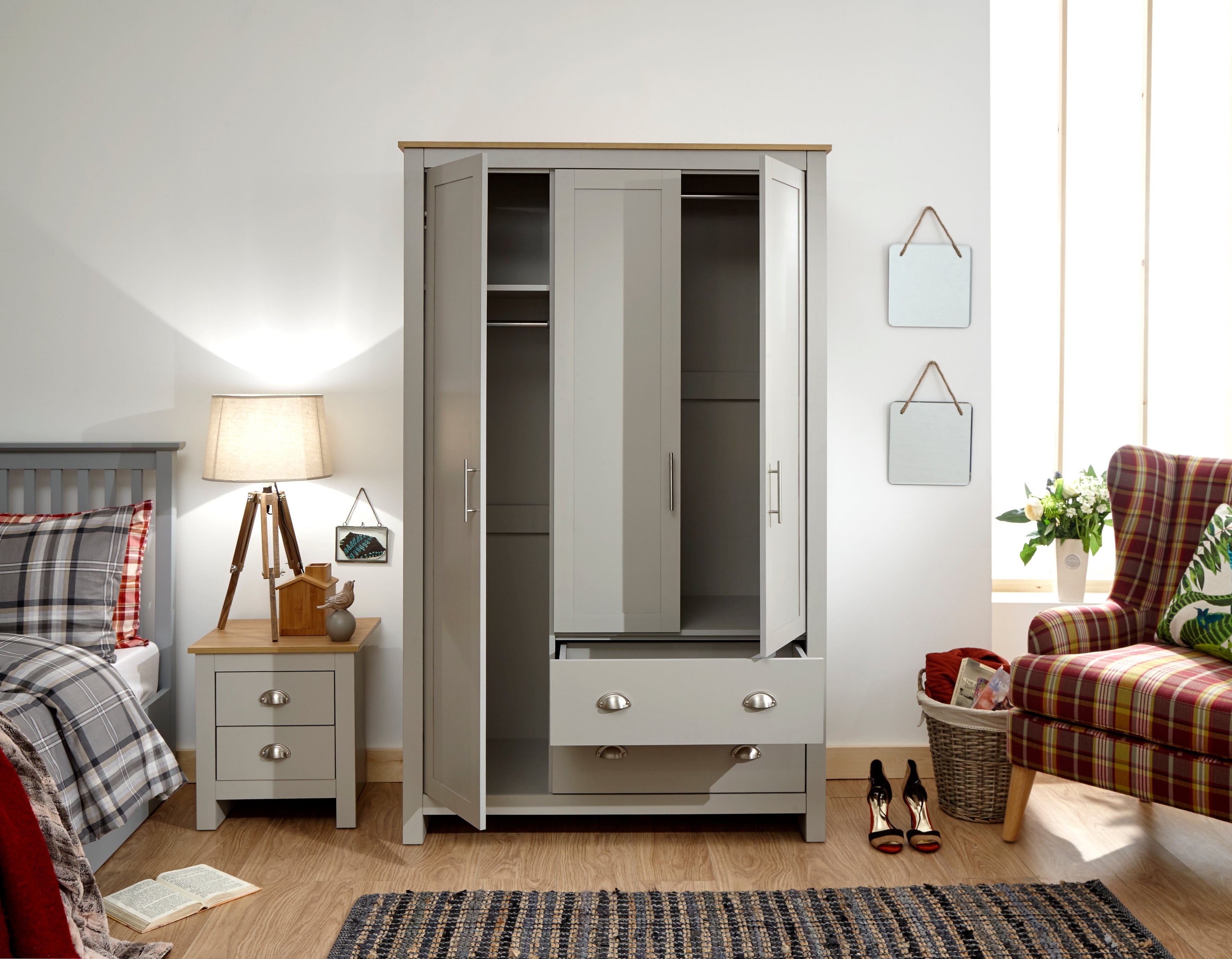 GFW Wardrobe Lancaster 3 Door 2 Drawer Wardrobe Grey Bed Kings