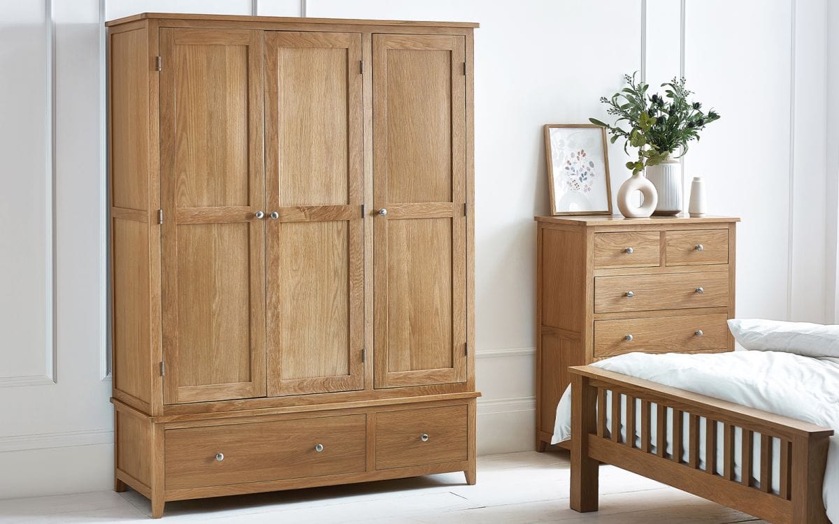 Julian Bowen Wardrobe Mallory 3 Door Wardrobe Bed Kings