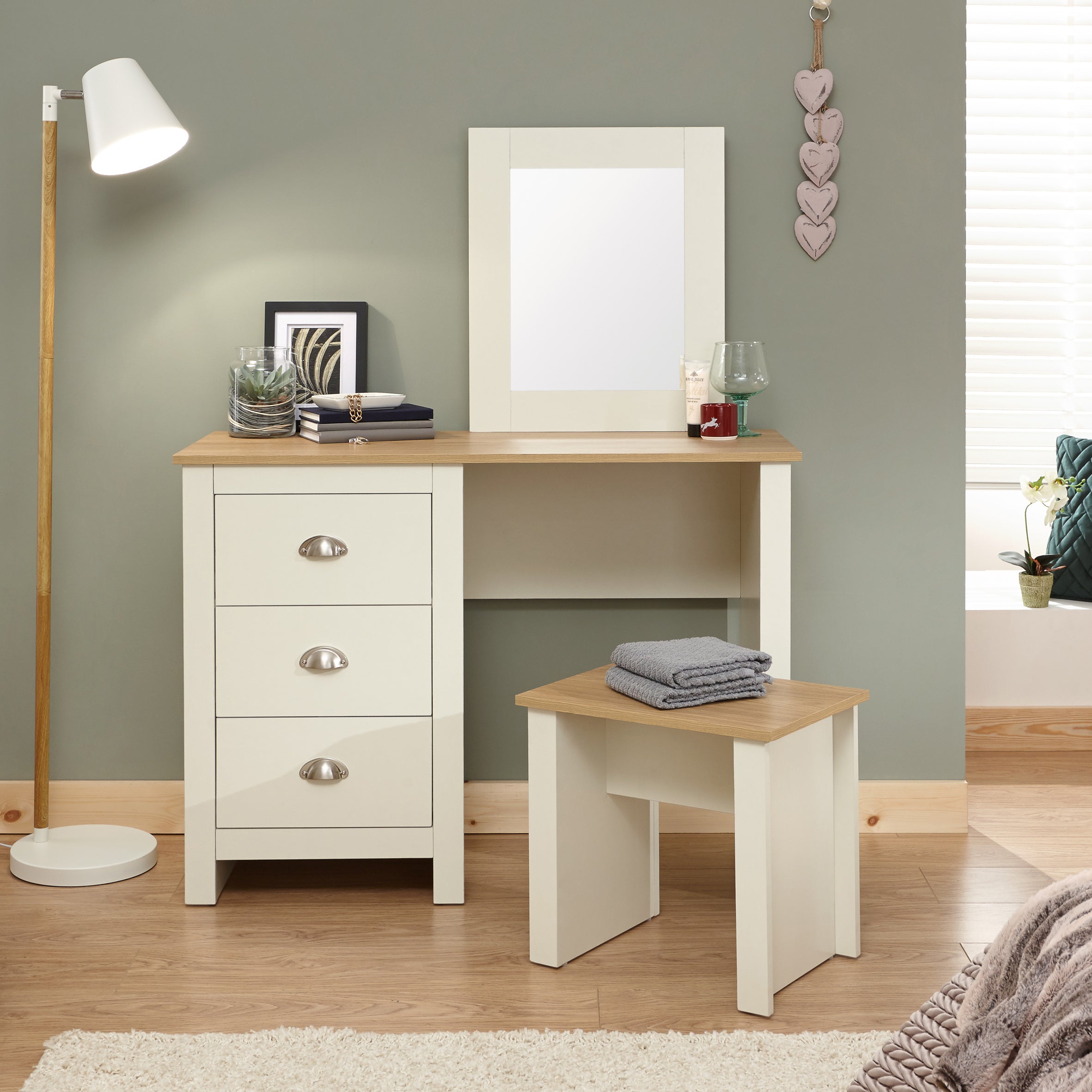 Lancaster Dressing Table Set Cream