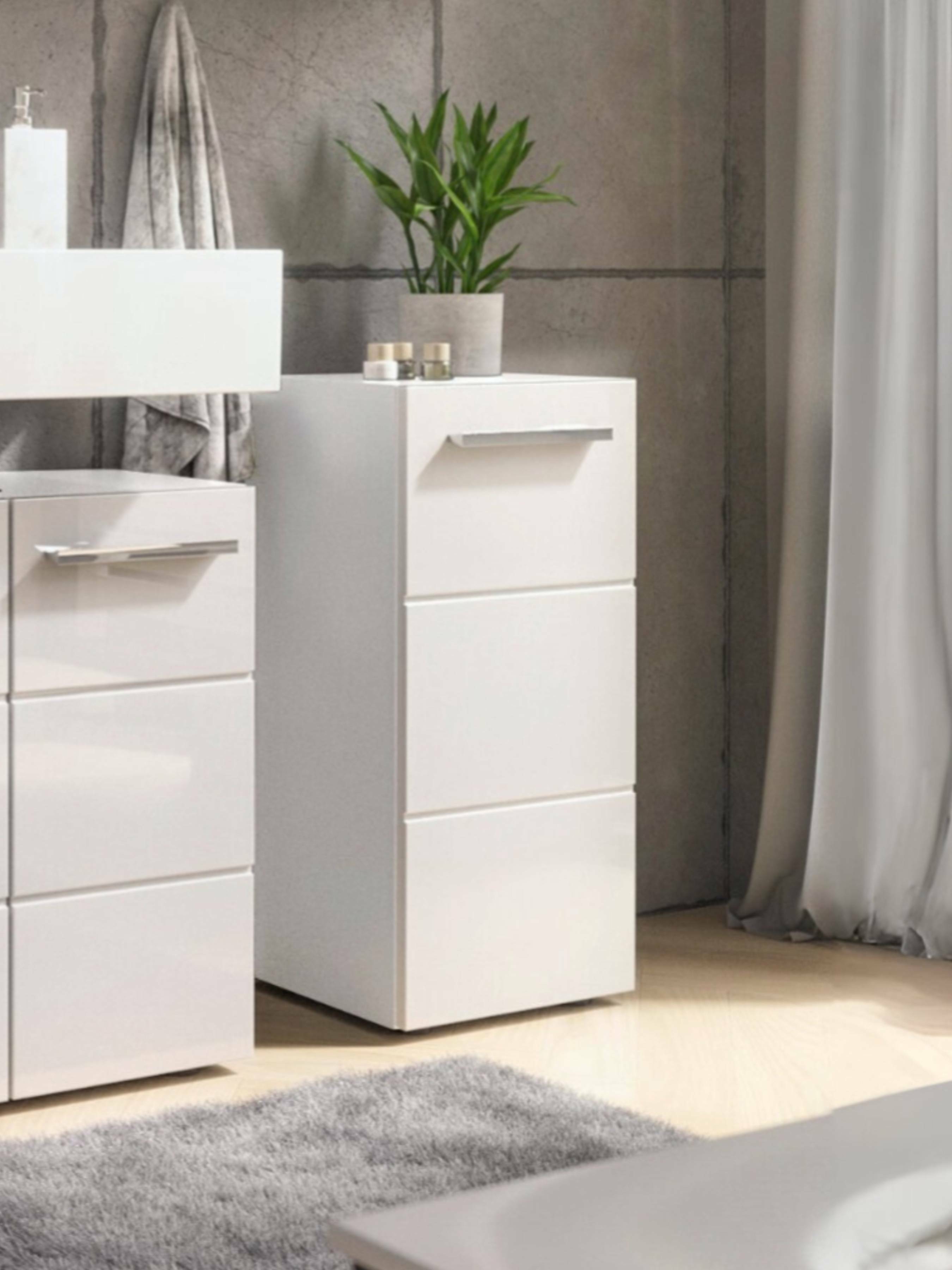 Mandy Cabinet